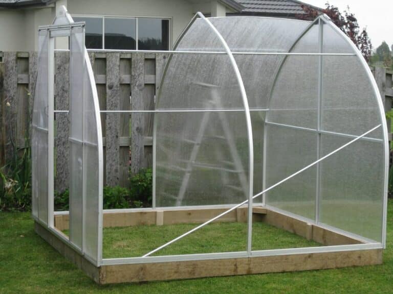 Morrifield twin wall tunnel houses Supreme Plastic Roofing Ltd